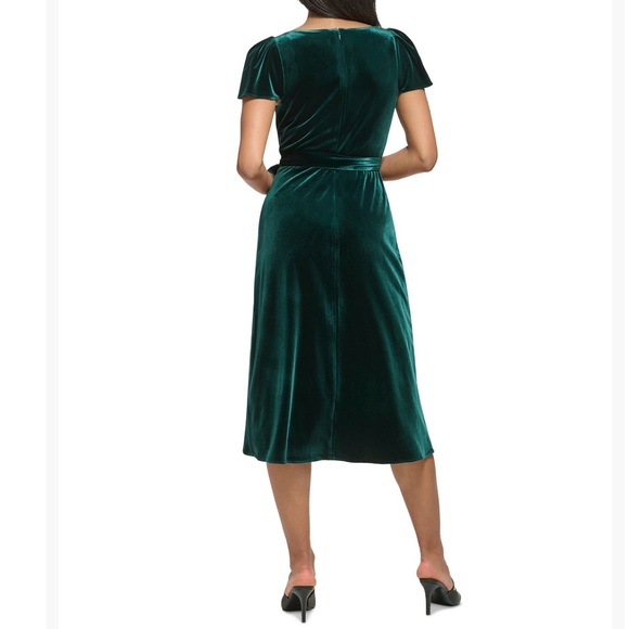 DKNY green velvet flutter dress. Size 12. Worn 1x! - Picture 2 of 4